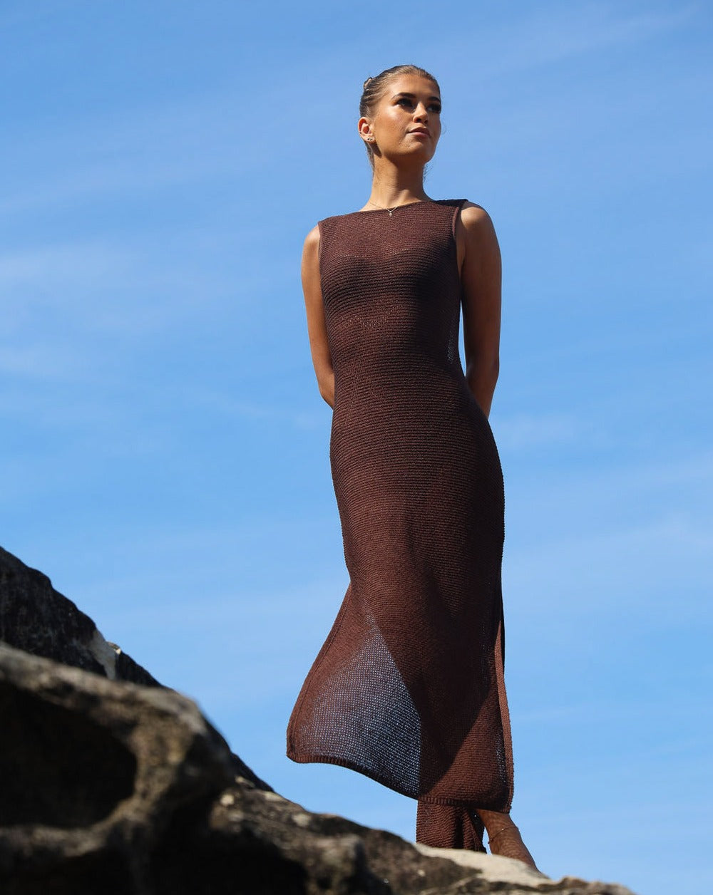 MATISSE KNITTED SCOOPED BACK DRESS IN CHOCOLATE